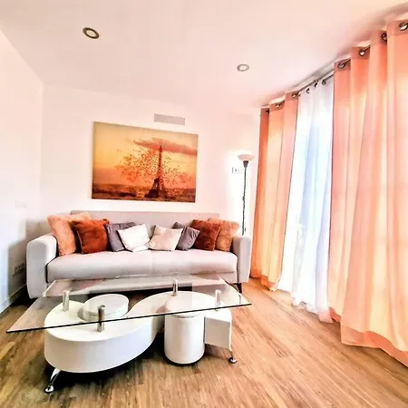 Moderno Loft Cerca De La Playa. Appartement *