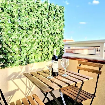 Moderno Loft Cerca De La Playa. Appartement