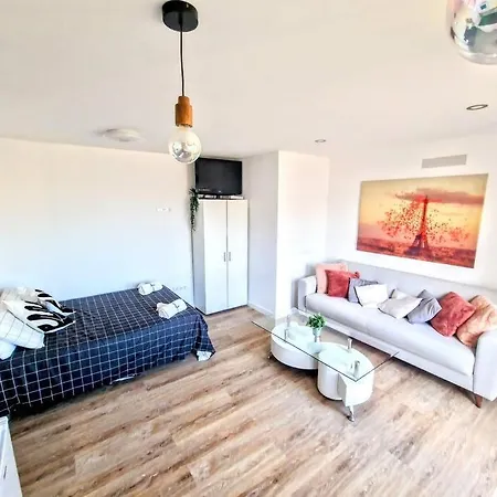 Moderno Loft Cerca De La Playa. Appartement
