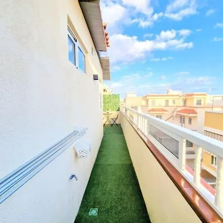 Moderno Loft Cerca De La Playa. Apartman
